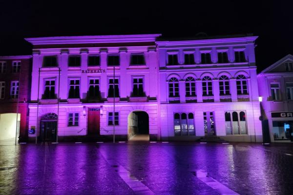 Pinkes Rathaus